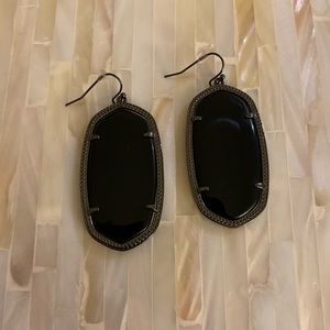 Kendra Scott Danielle Earrings